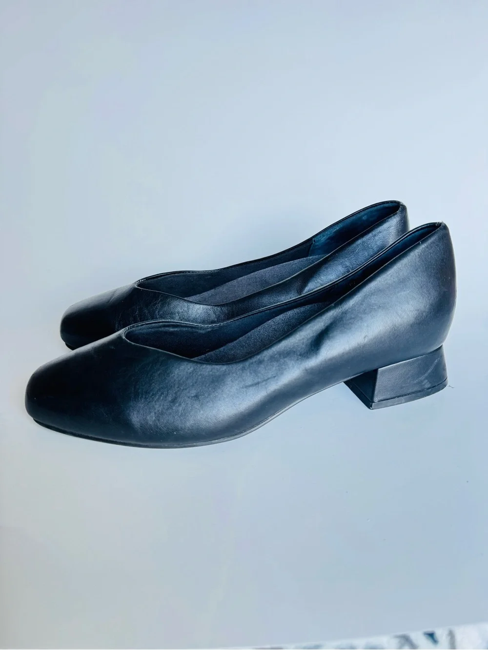 David Tate Black Low Block-Heel Pumps 8 1/2 WW